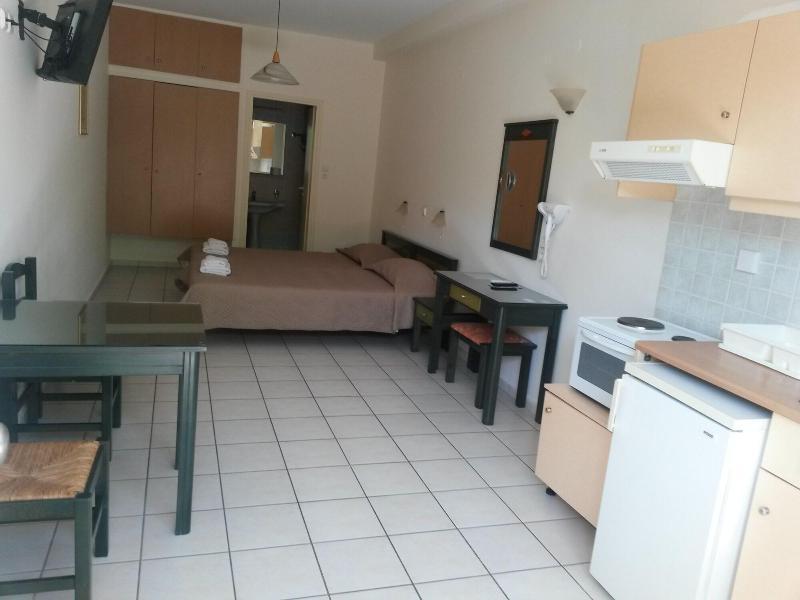 Zannis Hotel Ретимно Екстериор снимка