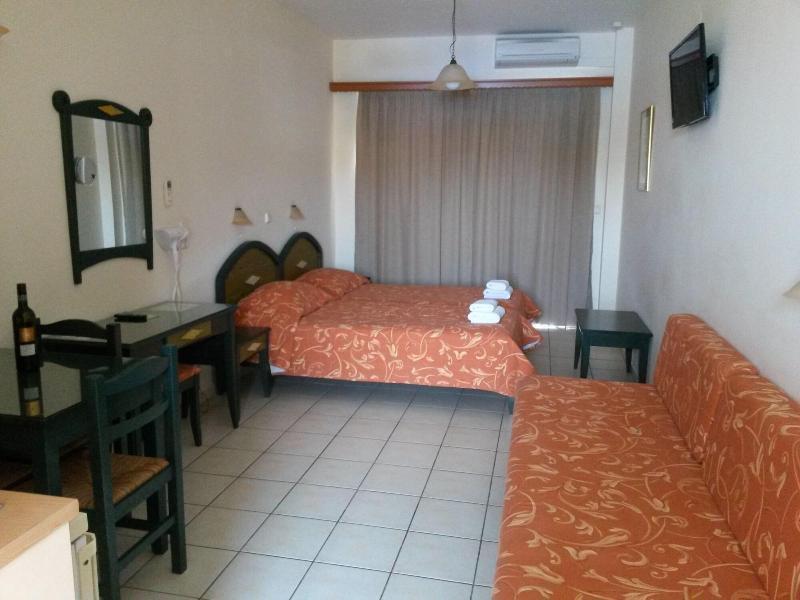 Zannis Hotel Ретимно Екстериор снимка