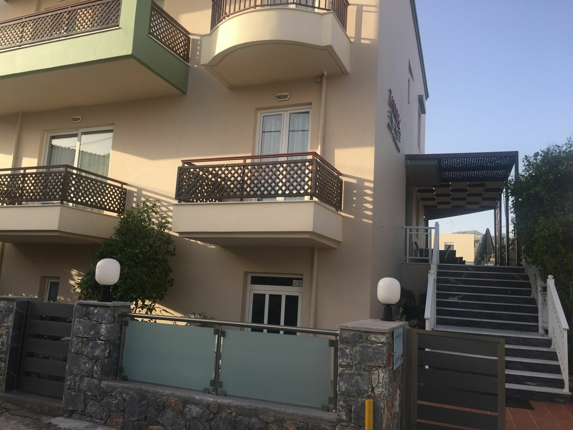 Zannis Hotel Ретимно Екстериор снимка