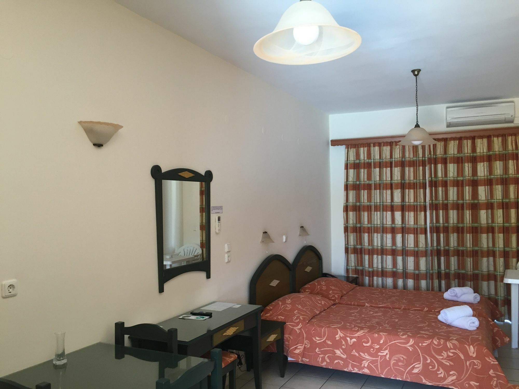 Zannis Hotel Ретимно Екстериор снимка