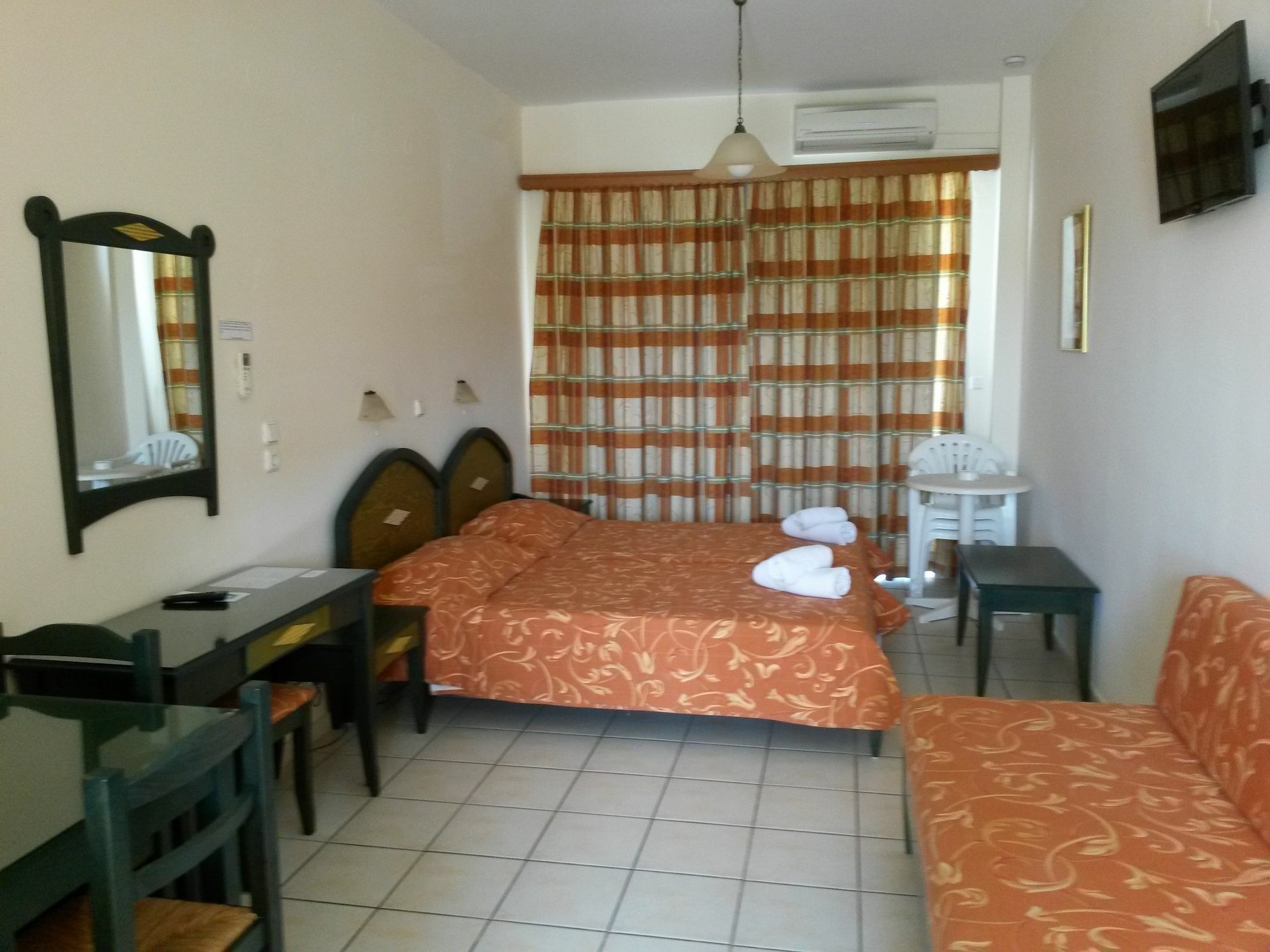 Zannis Hotel Ретимно Екстериор снимка