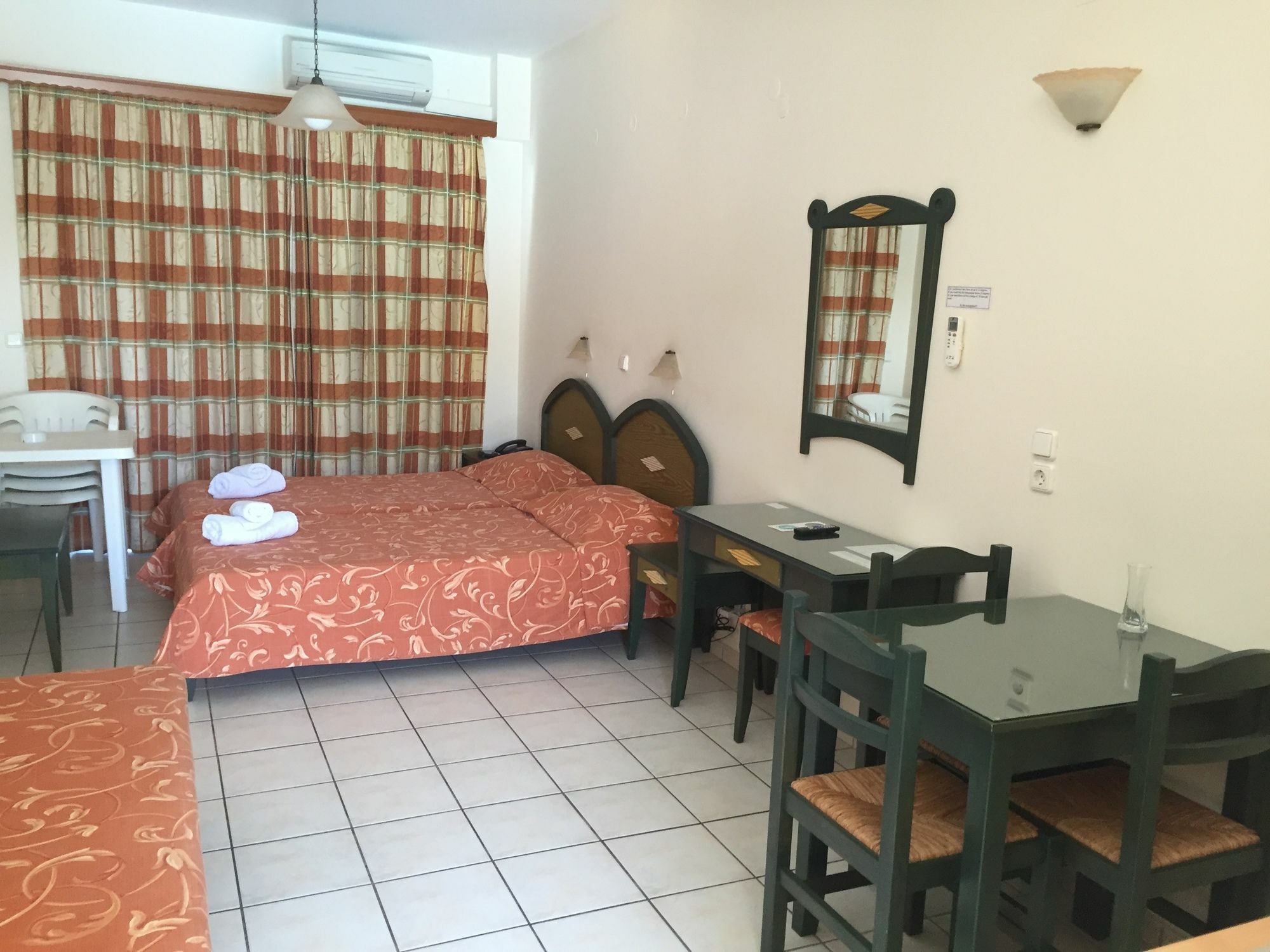 Zannis Hotel Ретимно Екстериор снимка